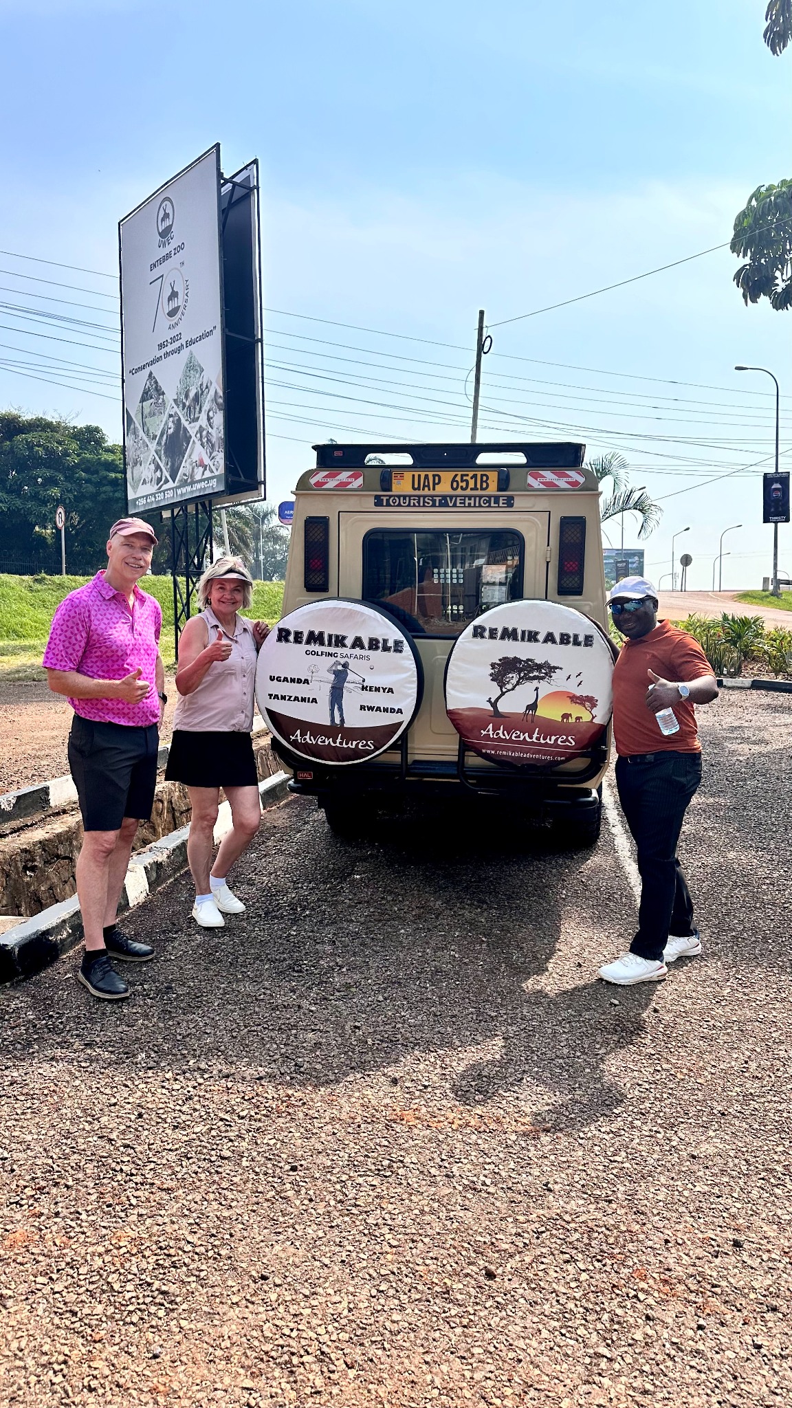 ReMikable Golfing Safaris vehicle with travellers